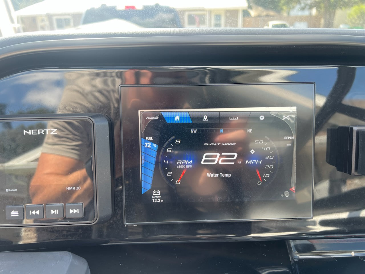 Watery bubbles inside a delaminated Yamaha Connext 7 Gen 2 screen