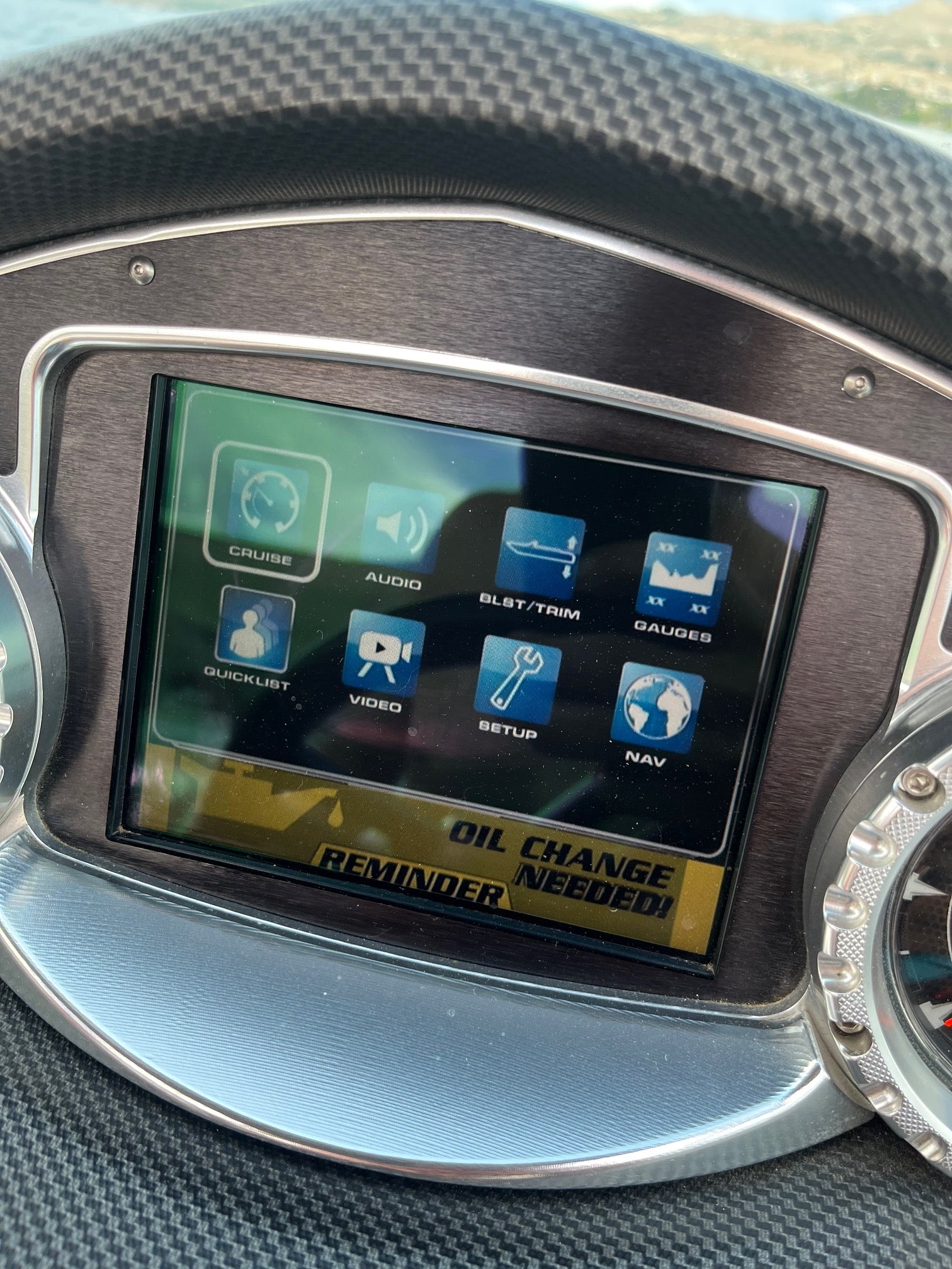 Load video: How to fix Malibu and Tige screen delamination 3962052